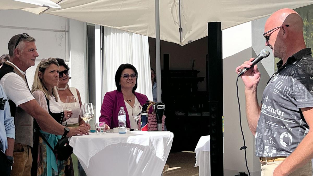 Bild: Udo Wenders beim Charitybrunch